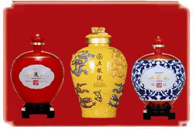 盐城滨海县烟酒回收五粮液各种摆件.jpg